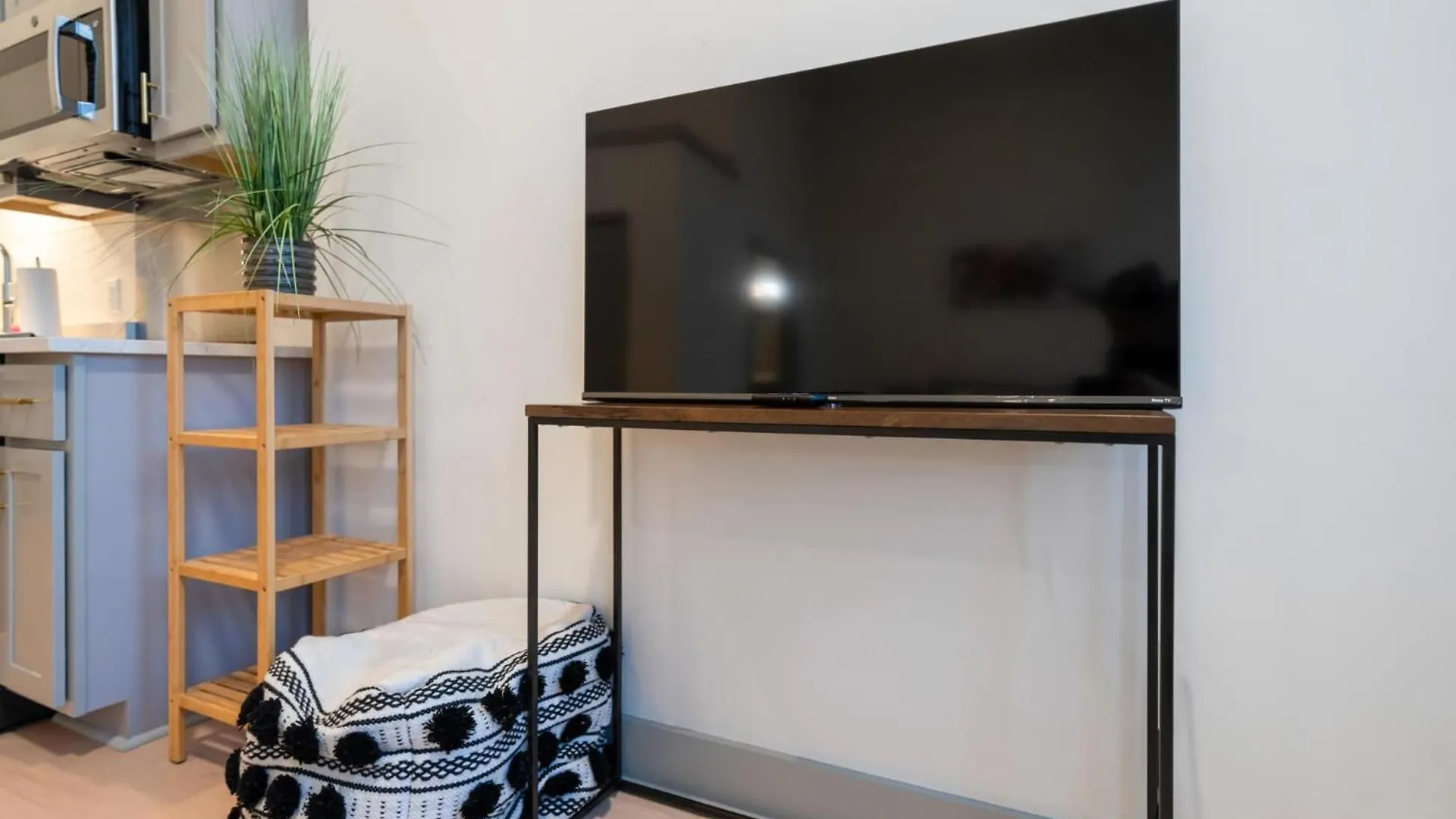 Apartman Bright And Modern Studio In Louisville # 306